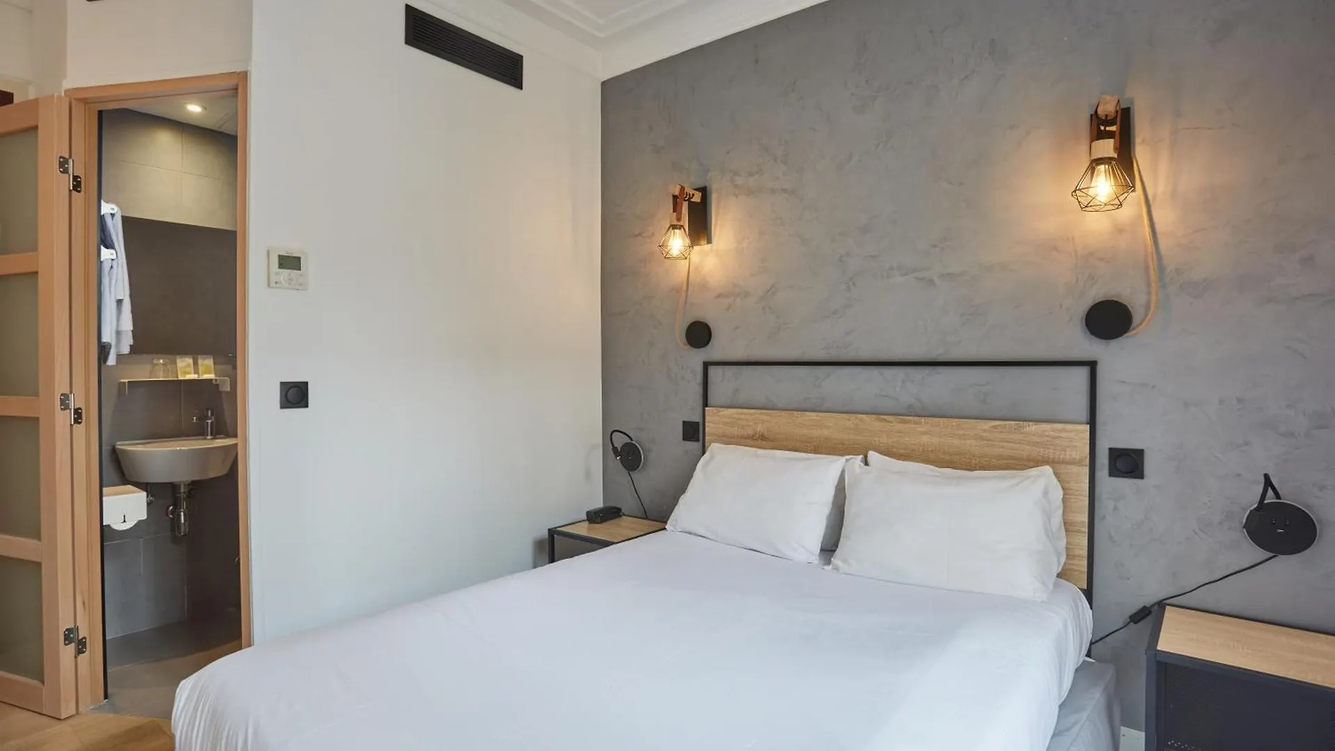 Auguste Hotel Paris